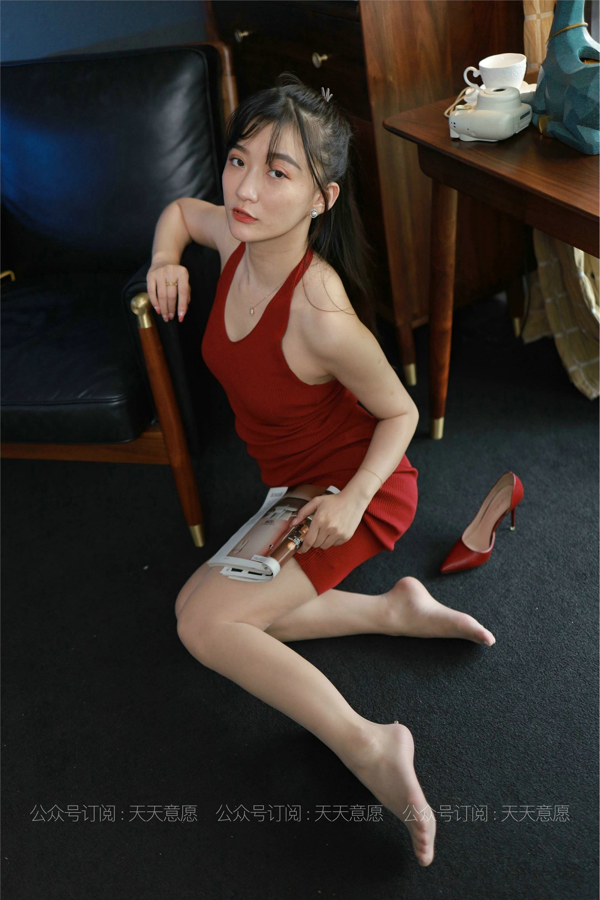 IESS异思趣向  2021.08.06 丝享家881：秋秋《红颜多祸水》